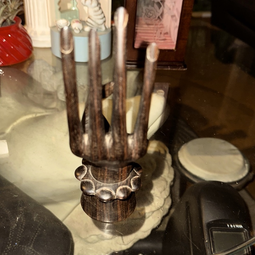 sandalwood hand